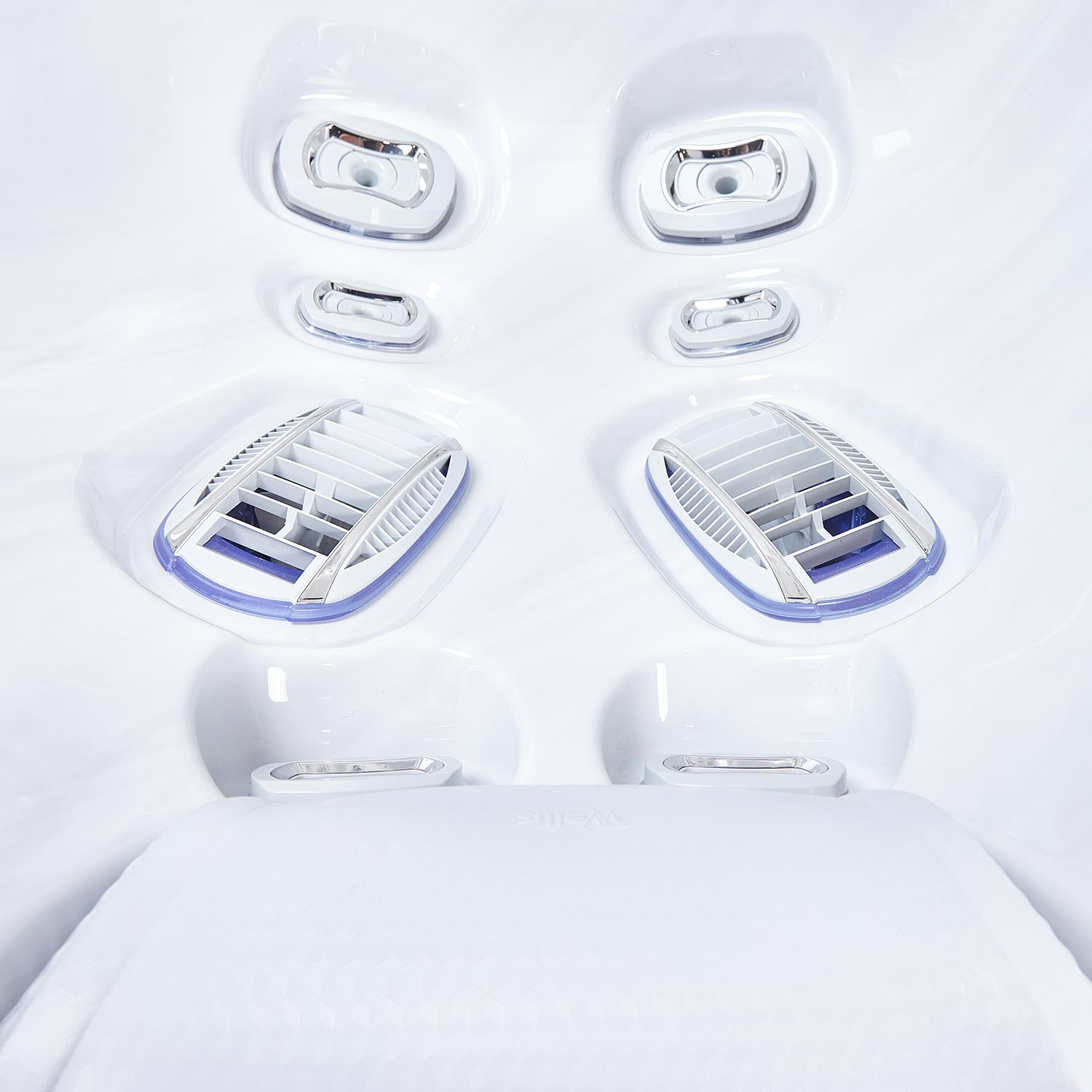 wellis, atlas, hot tub, life, infinity jet